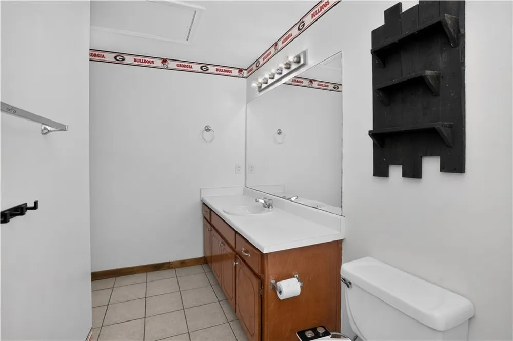 755 Peeksville Road Locust Grove, GA 30248