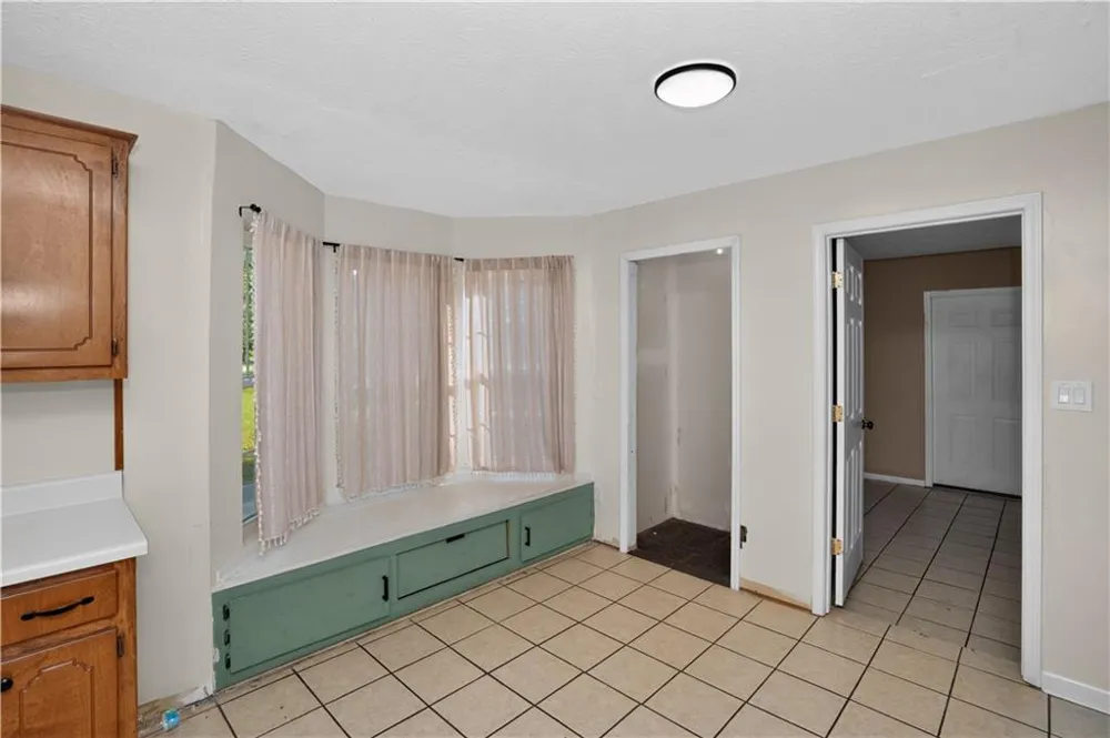 755 Peeksville Road Locust Grove, GA 30248