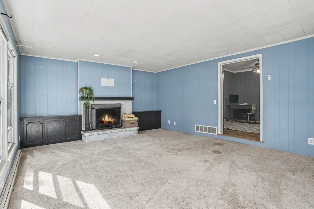 1320 Sheridan Drive Kalamazoo, MI 49001