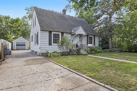 1320 Sheridan Drive