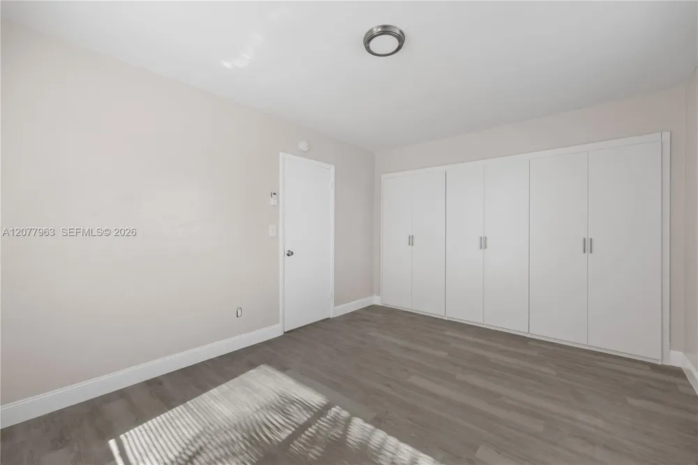 1979 Glades Dr #1 North Miami Beach, FL 33162