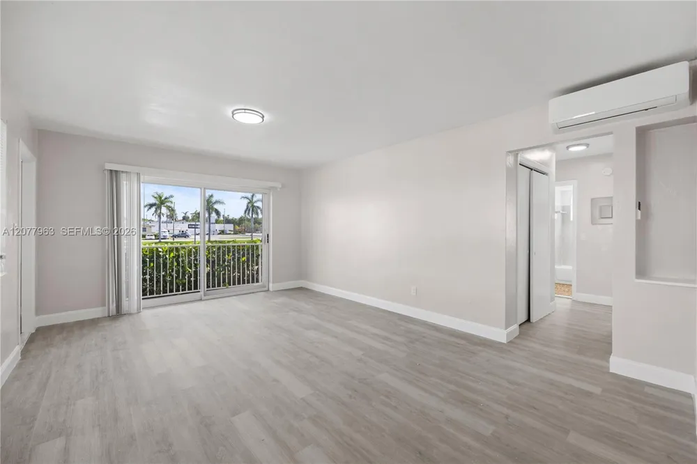 1979 Glades Dr #1 North Miami Beach, FL 33162