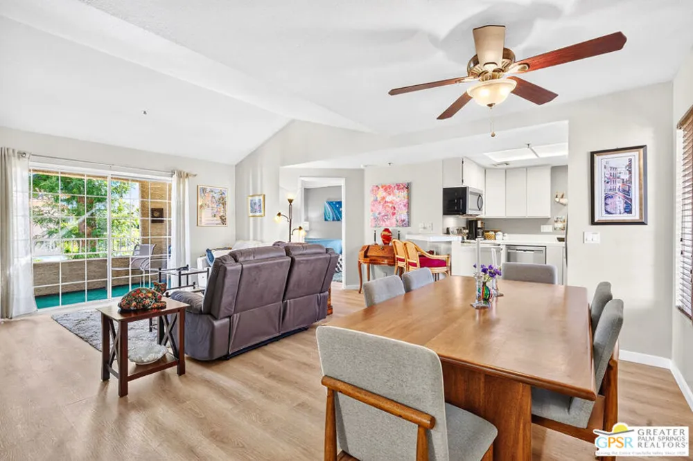 2700 Lawrence Crossley Road #109 Palm Springs, CA 92264