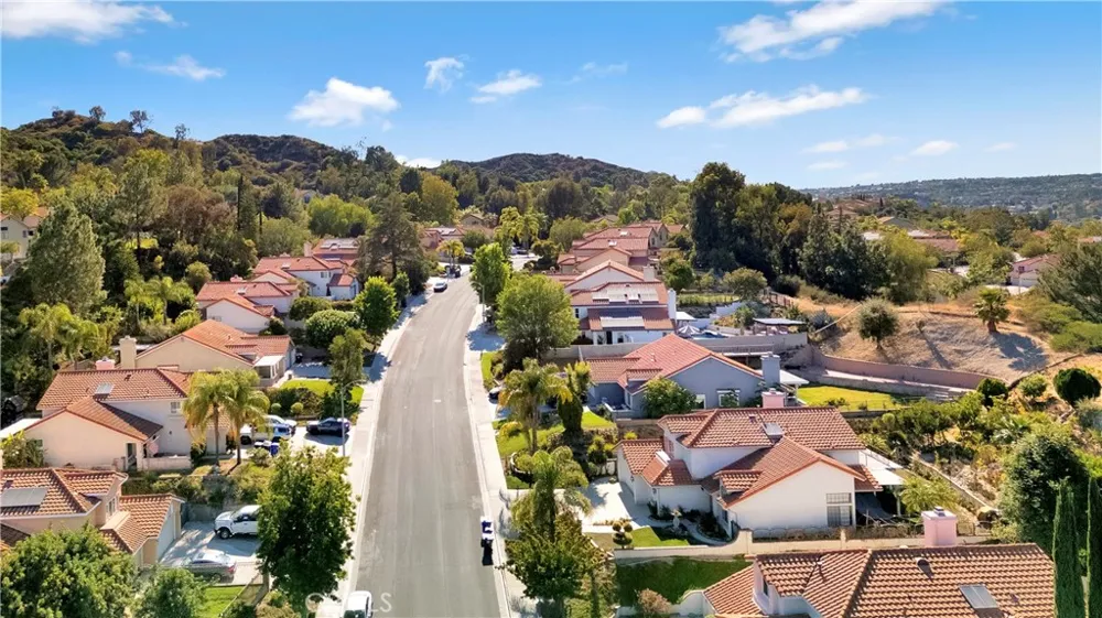 24727 Bracken Lane Stevenson Ranch, CA 91381