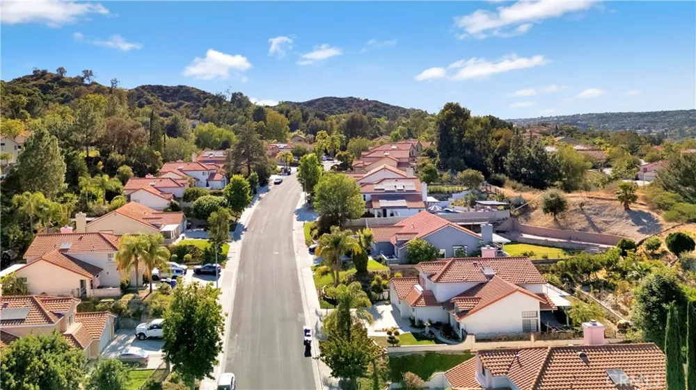 24727 Bracken Lane Stevenson Ranch, CA 91381
