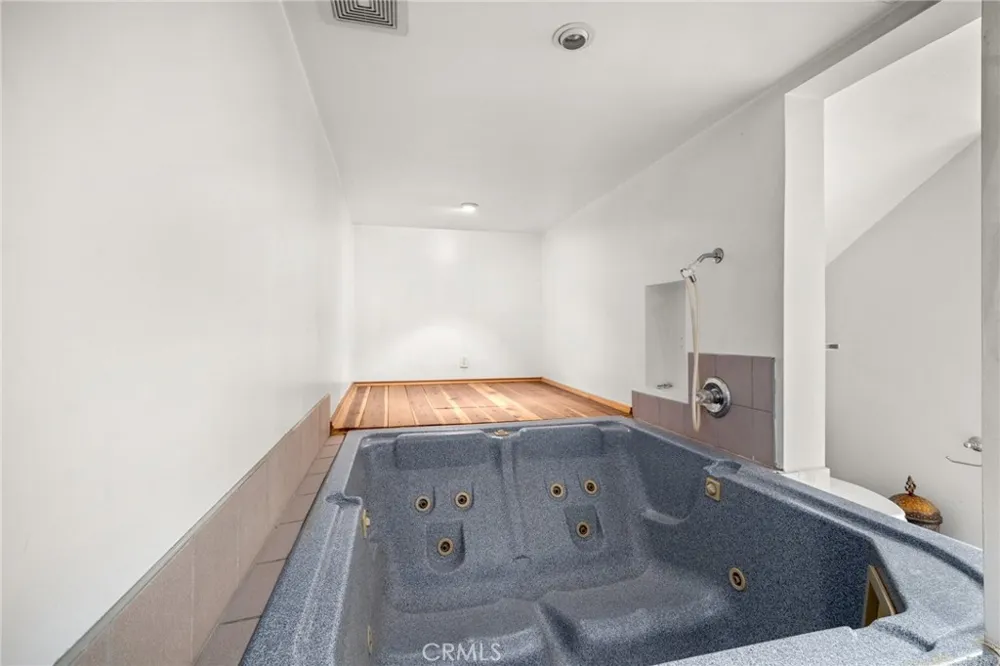 1710 Mountain Terrace Montebello, CA 90640