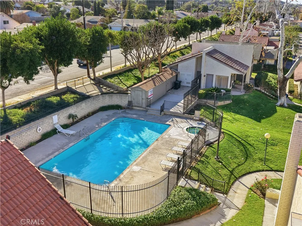 11477 Benton Loma Linda, CA 92354