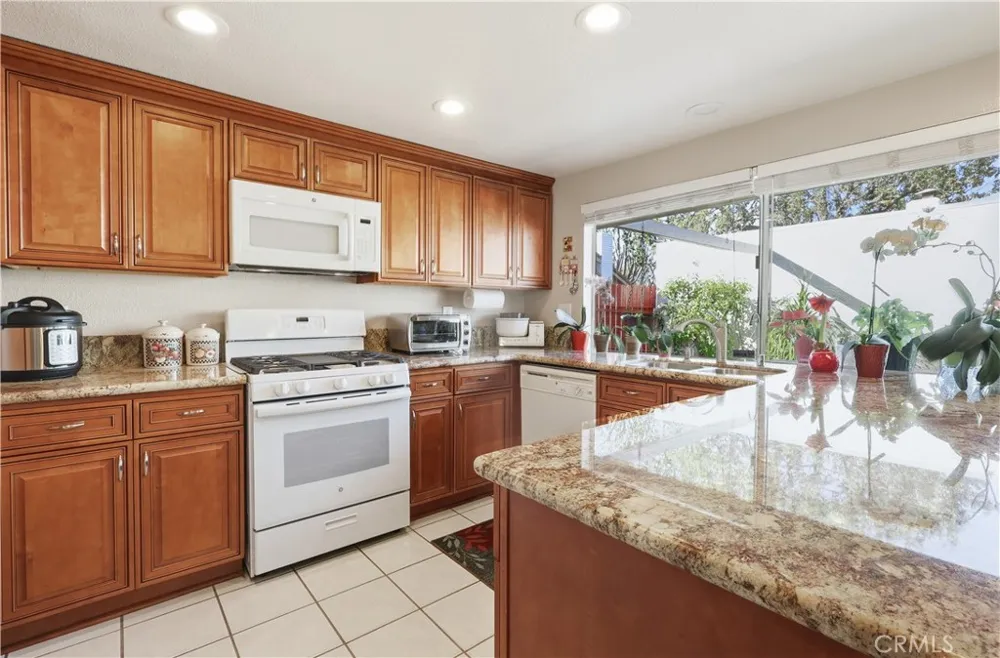 11477 Benton Loma Linda, CA 92354