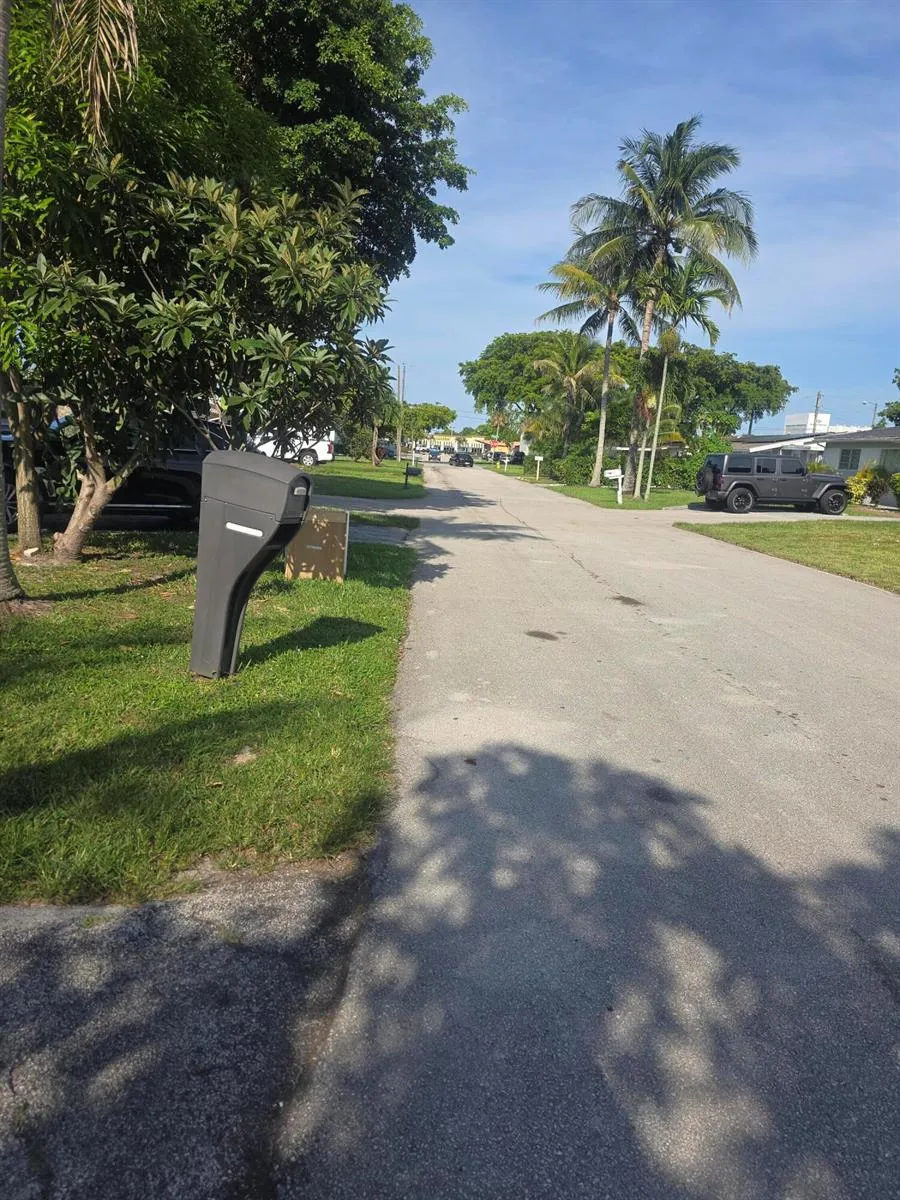 6110 NW 8TH STREET Margate, FL 33063