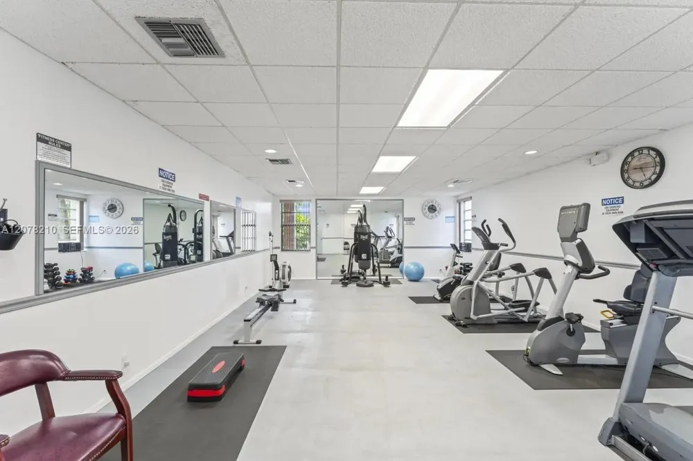 3774 Inverrary Blvd #101P Lauderhill, FL 33319