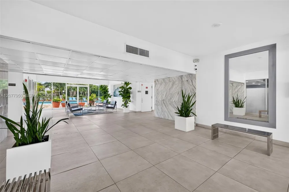 401 Golden Isles Dr #708 Hallandale Beach, FL 33009