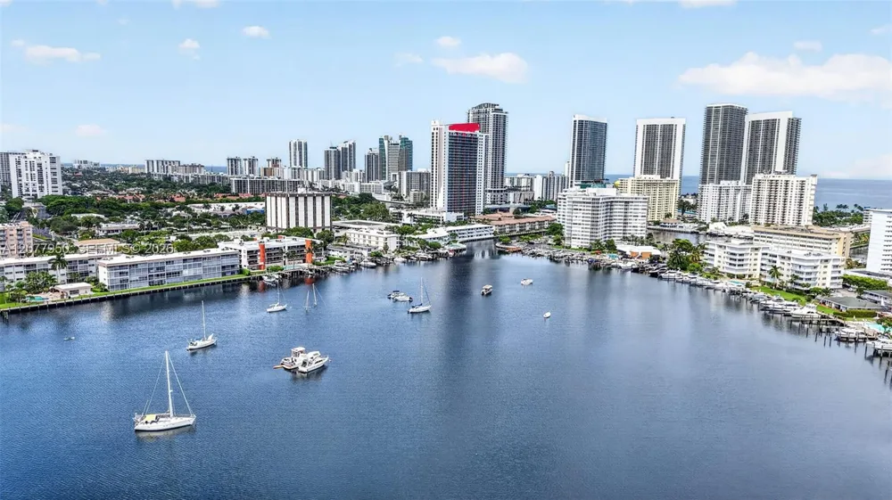 401 Golden Isles Dr #708 Hallandale Beach, FL 33009