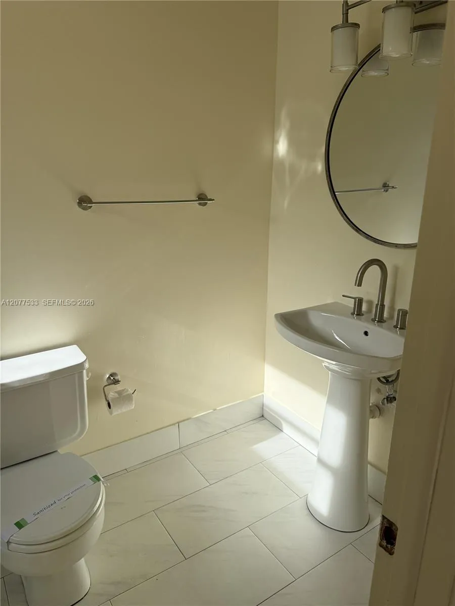 3165 Center St #1 Miami, FL 33133
