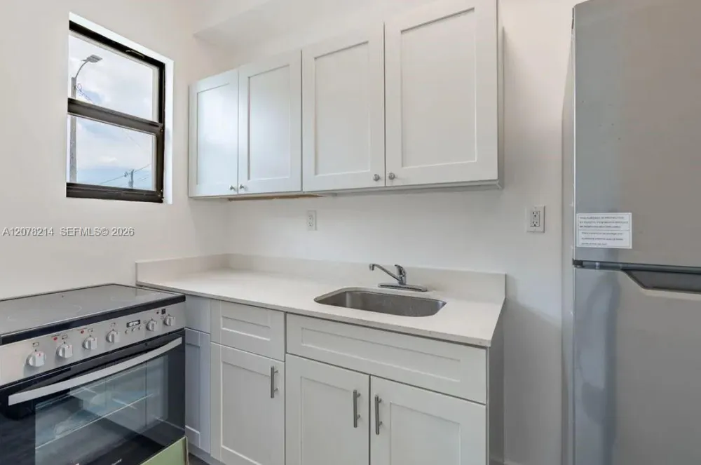 2961 SW 5th St #19 Miami, FL 33135