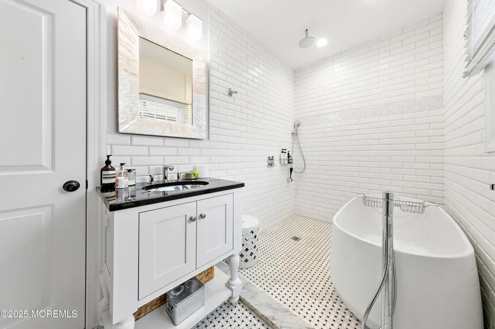 281 Cedar Avenue Manasquan, NJ 08736