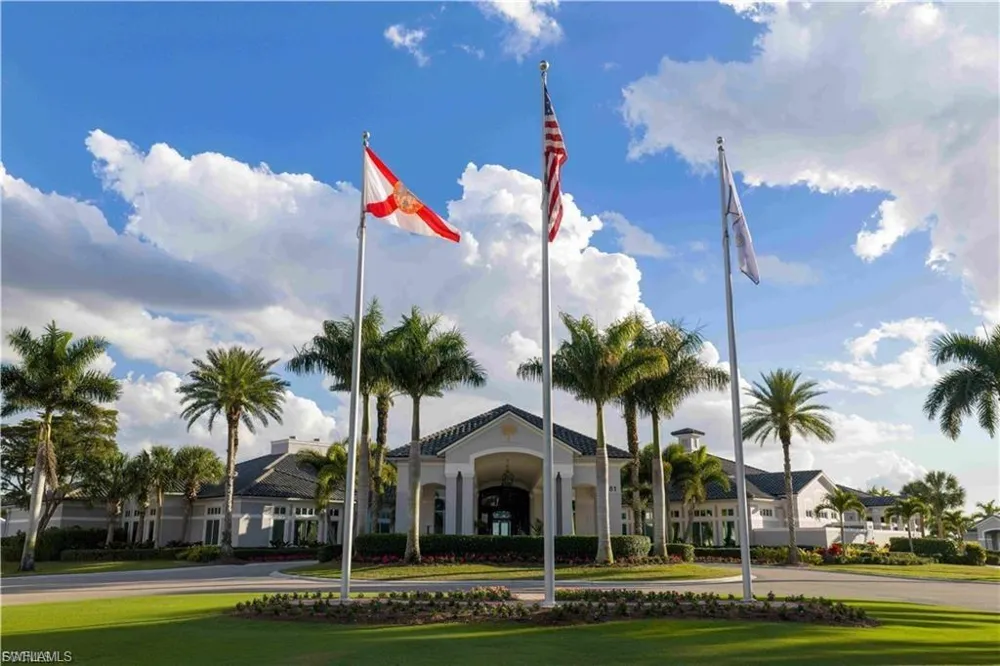 10113 Colonial Country Club Boulevard #2205 Fort Myers, FL 33913