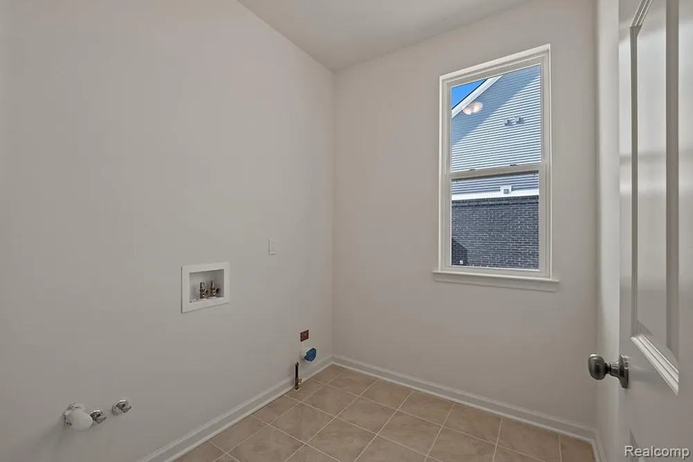 24818 Static Drive Macomb Township, MI 48042