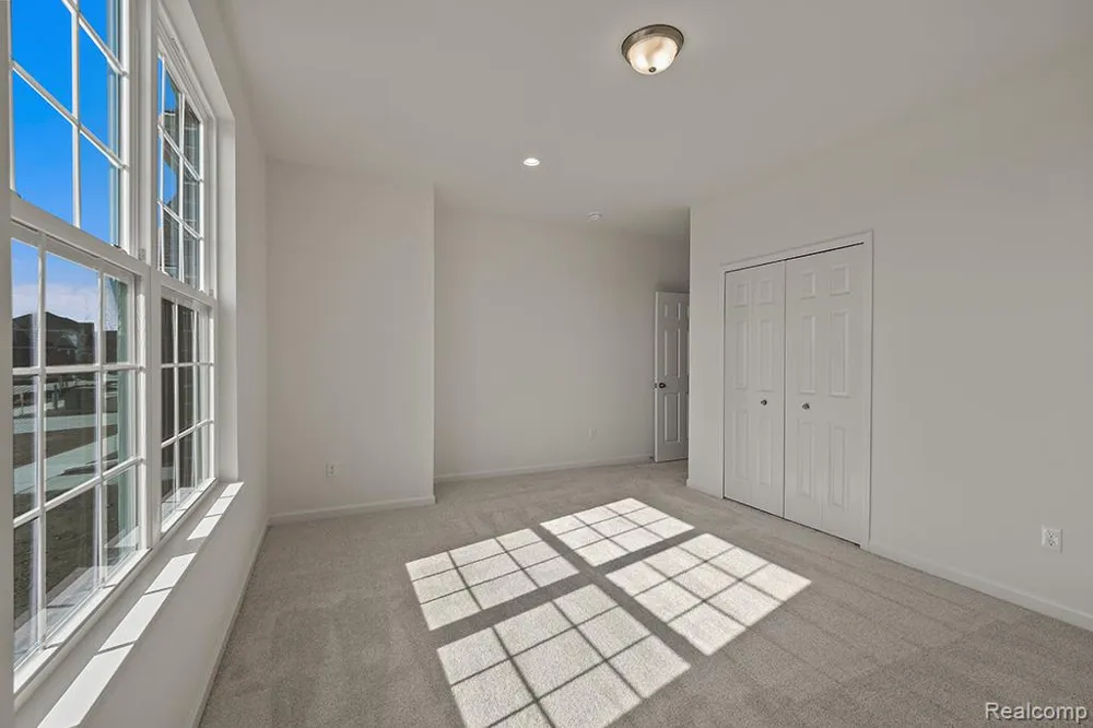 24818 Static Drive Macomb Township, MI 48042