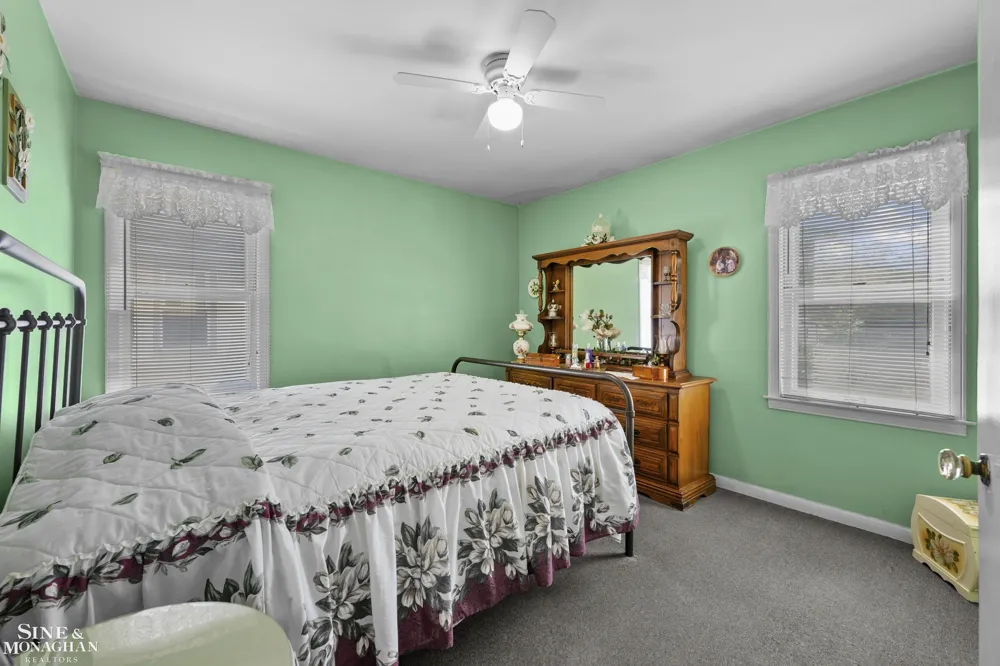17132 Toepfer Drive Eastpointe City, MI 48021