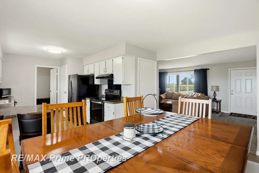 997 E Warner Road Hampton Charter Township, MI 48732