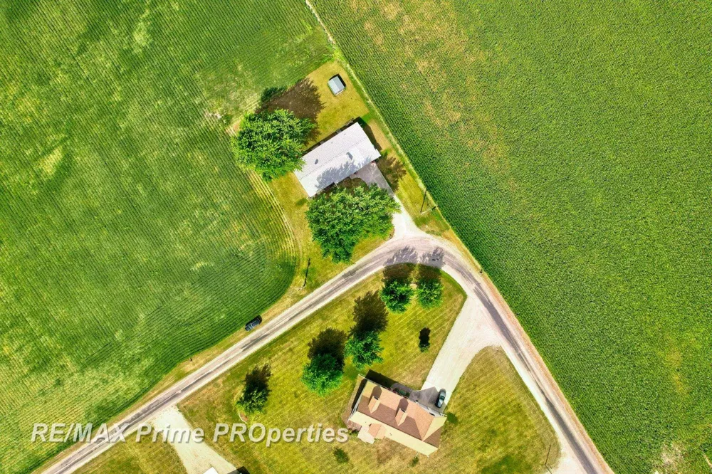 997 E Warner Road Hampton Charter Township, MI 48732