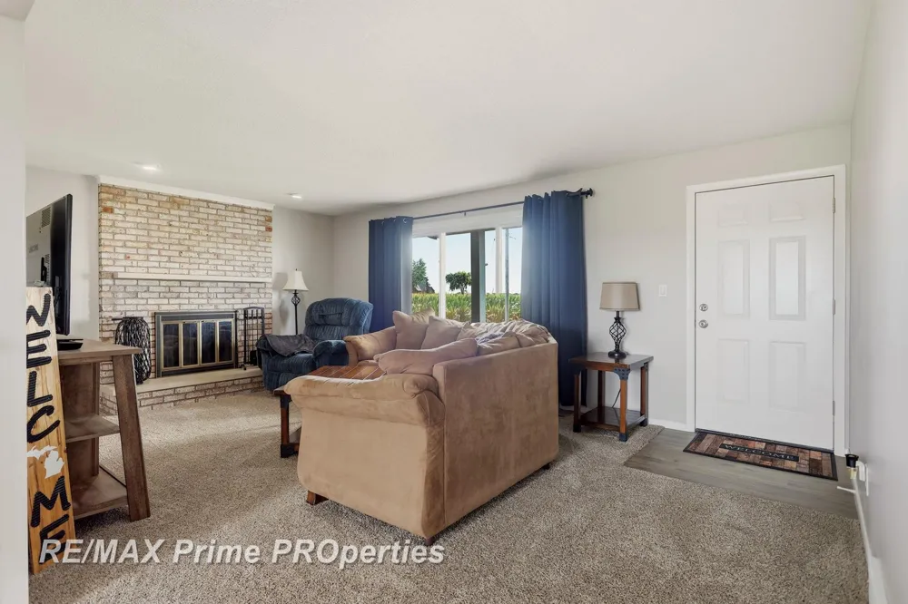 997 E Warner Road Hampton Charter Township, MI 48732