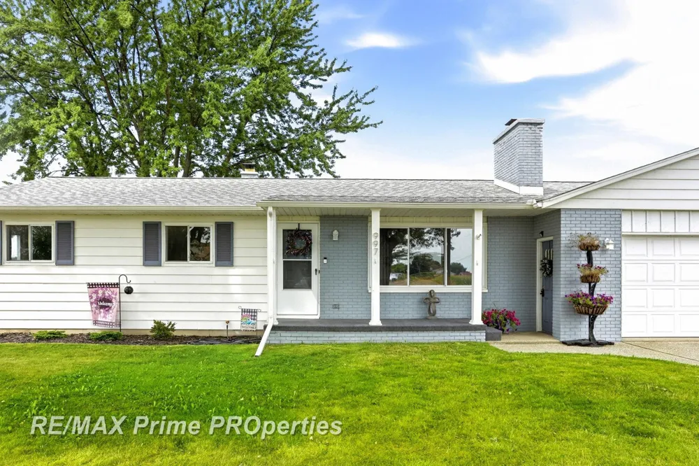 997 E Warner Road Hampton Charter Township, MI 48732