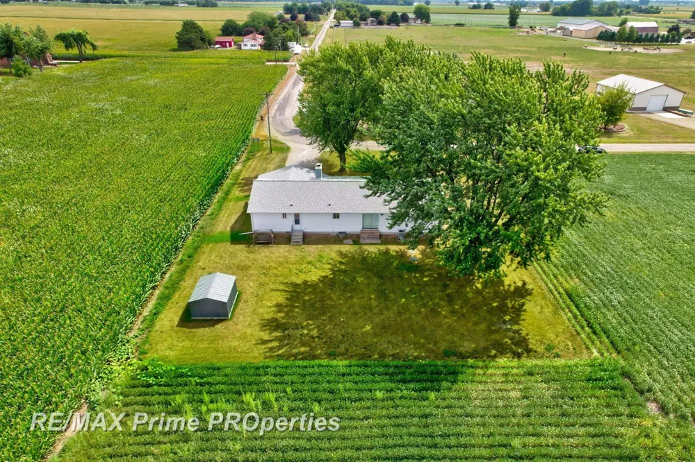 997 E Warner Road Hampton Charter Township, MI 48732