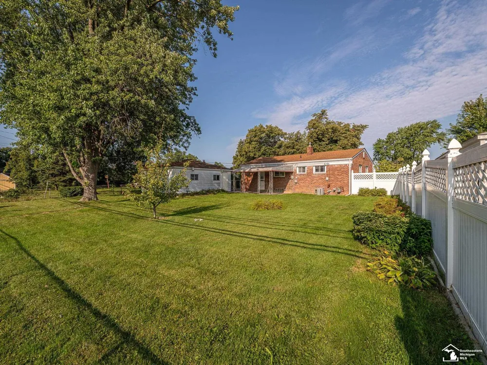 146 Theodore Drive Monroe City, MI 48162