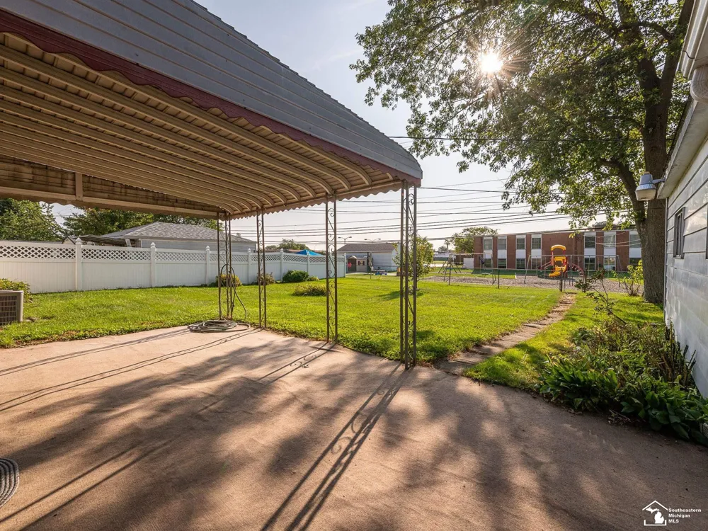 146 Theodore Drive Monroe City, MI 48162