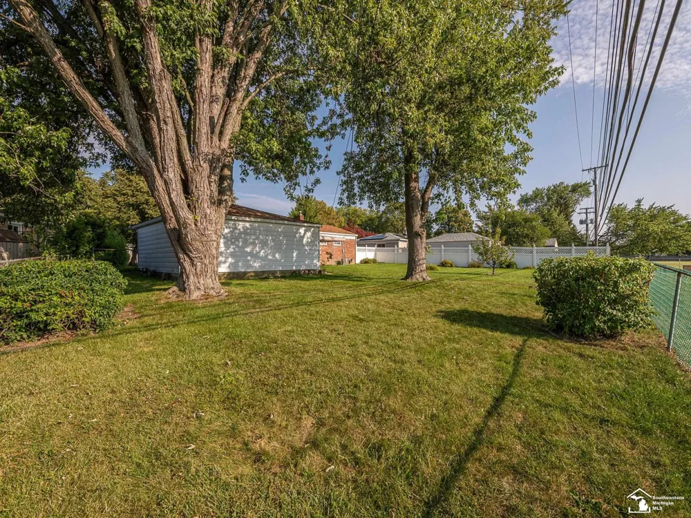 146 Theodore Drive Monroe City, MI 48162