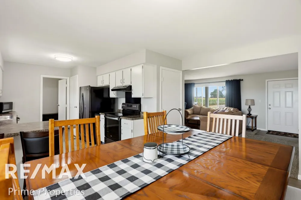 997 E Warner Road Hampton Charter Township, MI 48732