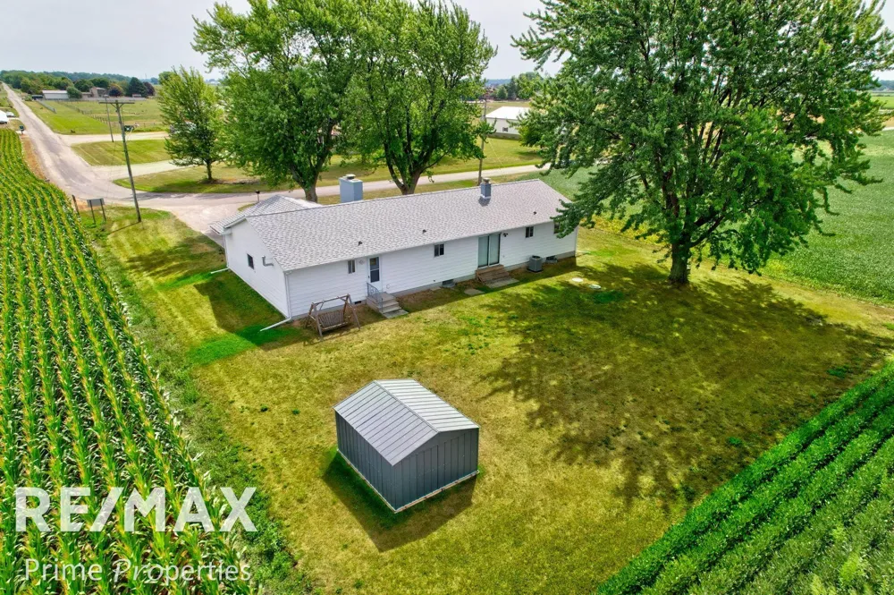997 E Warner Road Hampton Charter Township, MI 48732