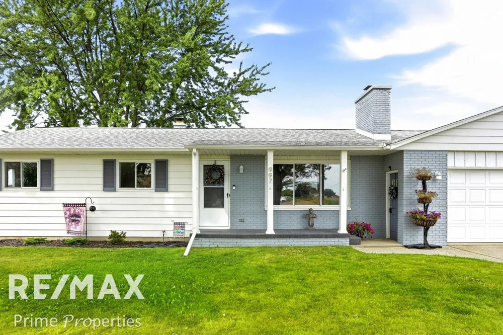 997 E Warner Road Hampton Charter Township, MI 48732