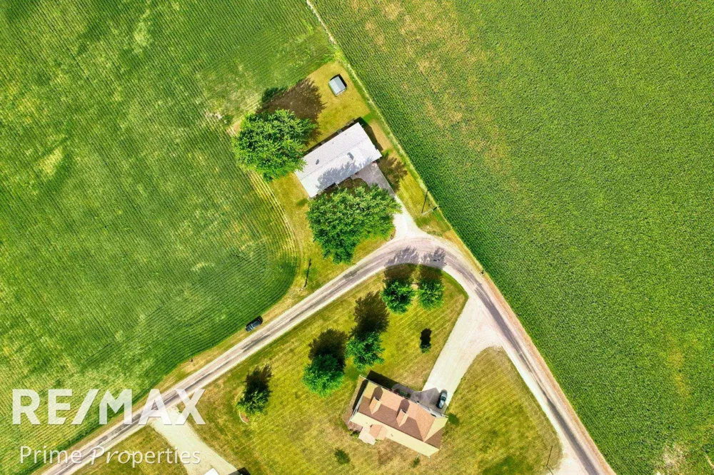 997 E Warner Road Hampton Charter Township, MI 48732