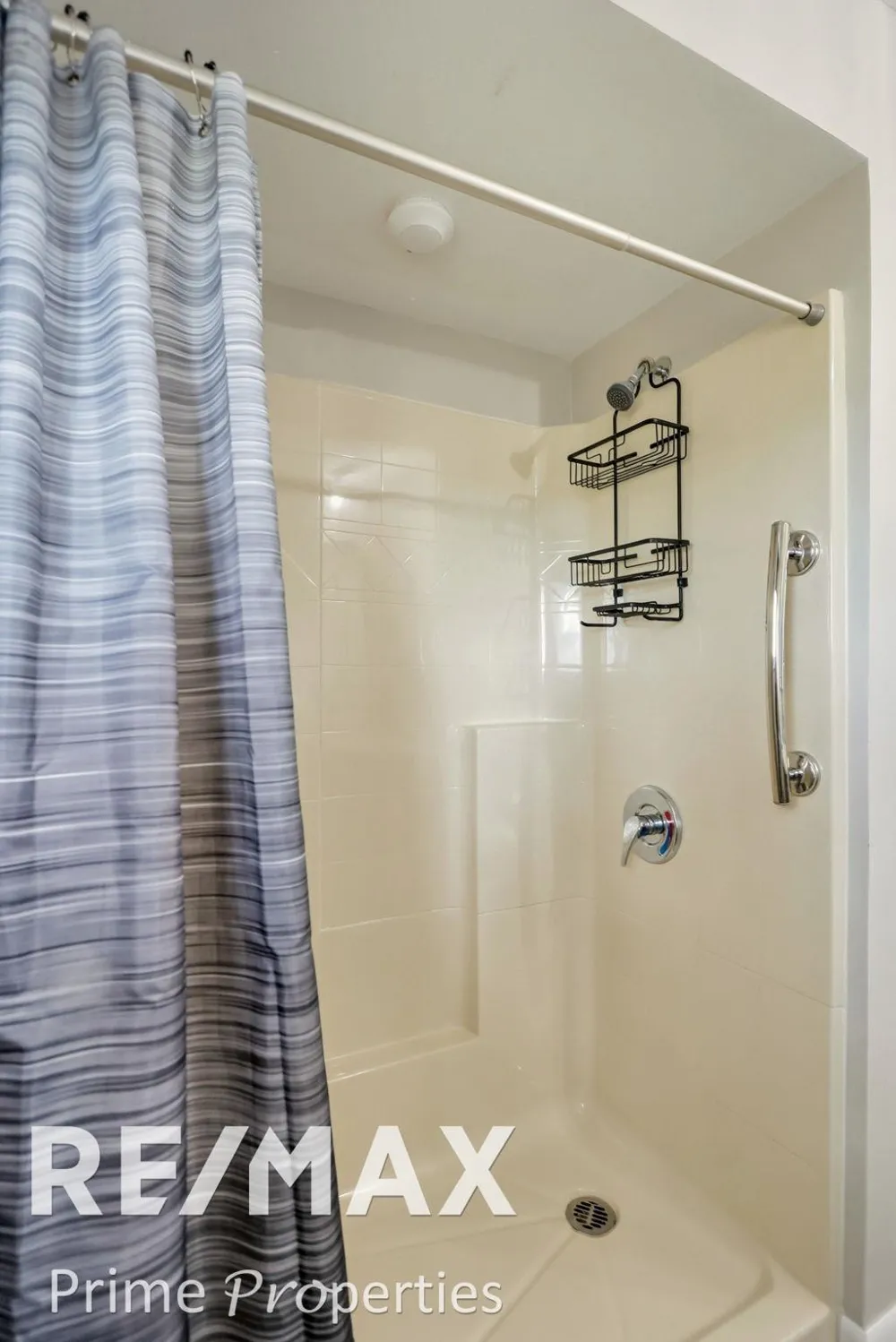 997 E Warner Road Hampton Charter Township, MI 48732