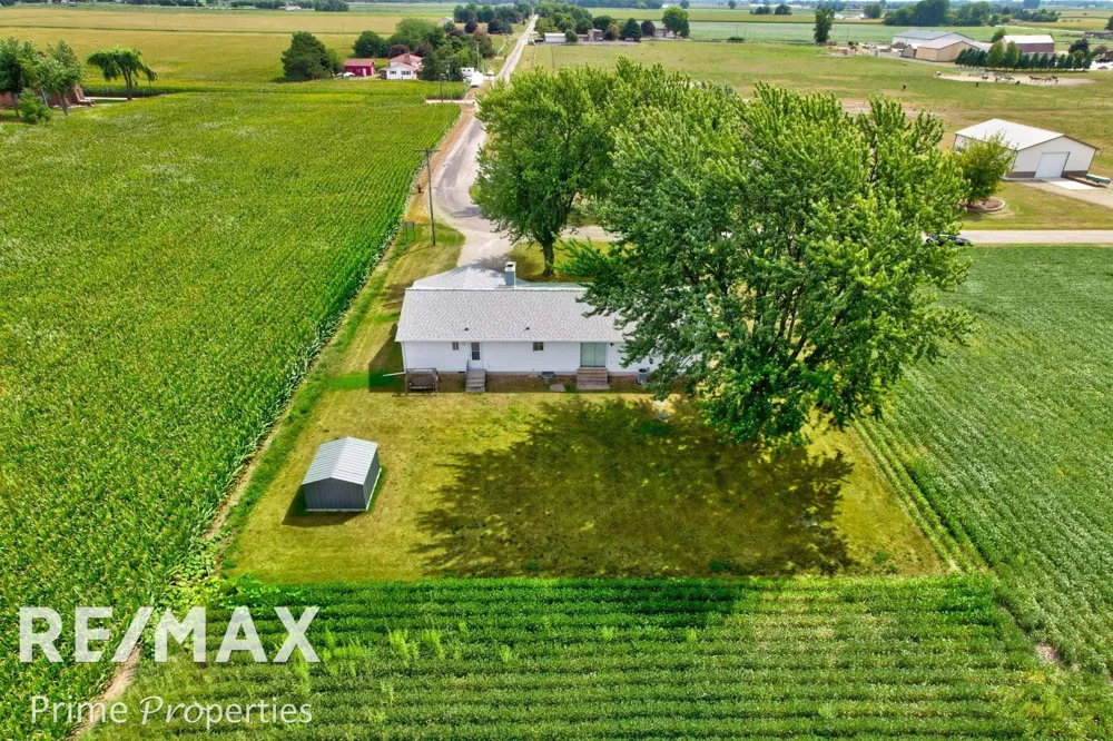 997 E Warner Road Hampton Charter Township, MI 48732