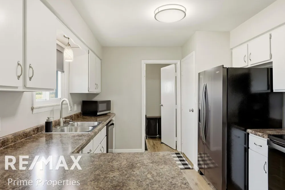 997 E Warner Road Hampton Charter Township, MI 48732
