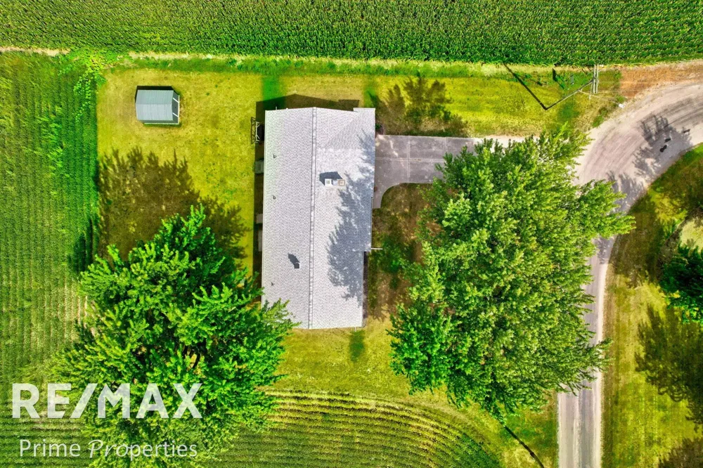 997 E Warner Road Hampton Charter Township, MI 48732