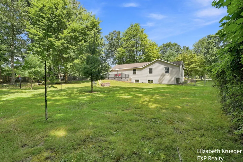 12389 112th Avenue Robinson Township, MI 49417