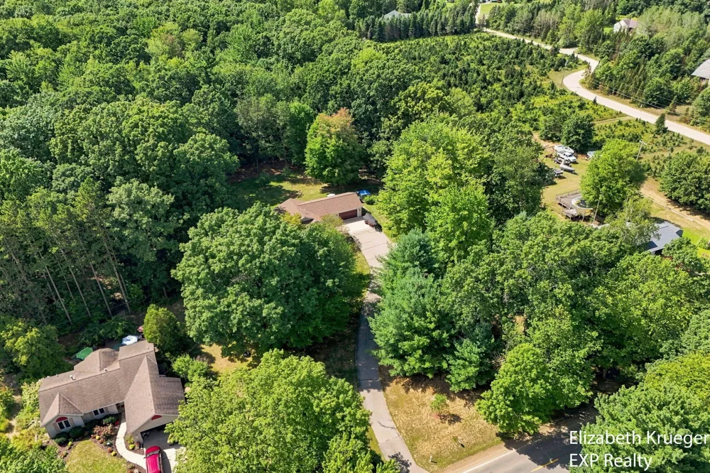 12389 112th Avenue Robinson Township, MI 49417
