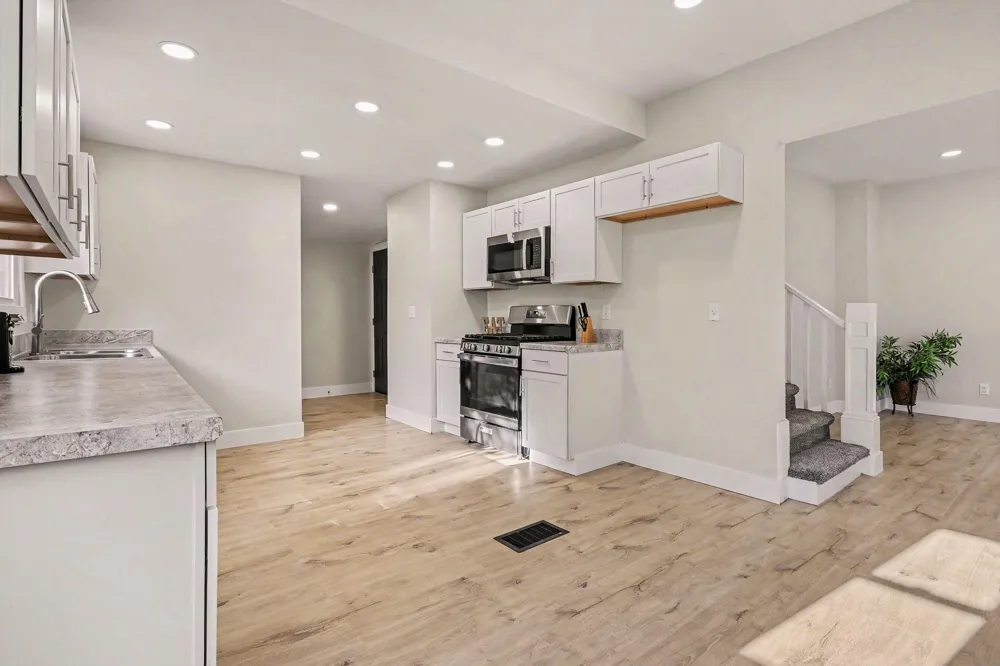 105 W Telegraph Dowagiac City, MI 49047