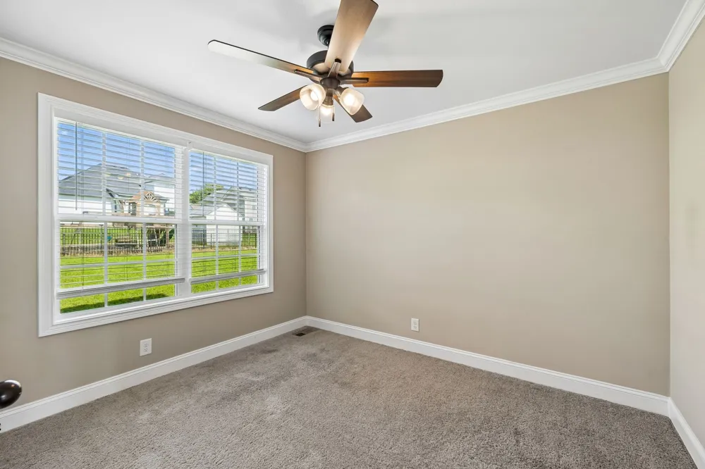 429 Crestwicke Ct Clarksville, TN 37043