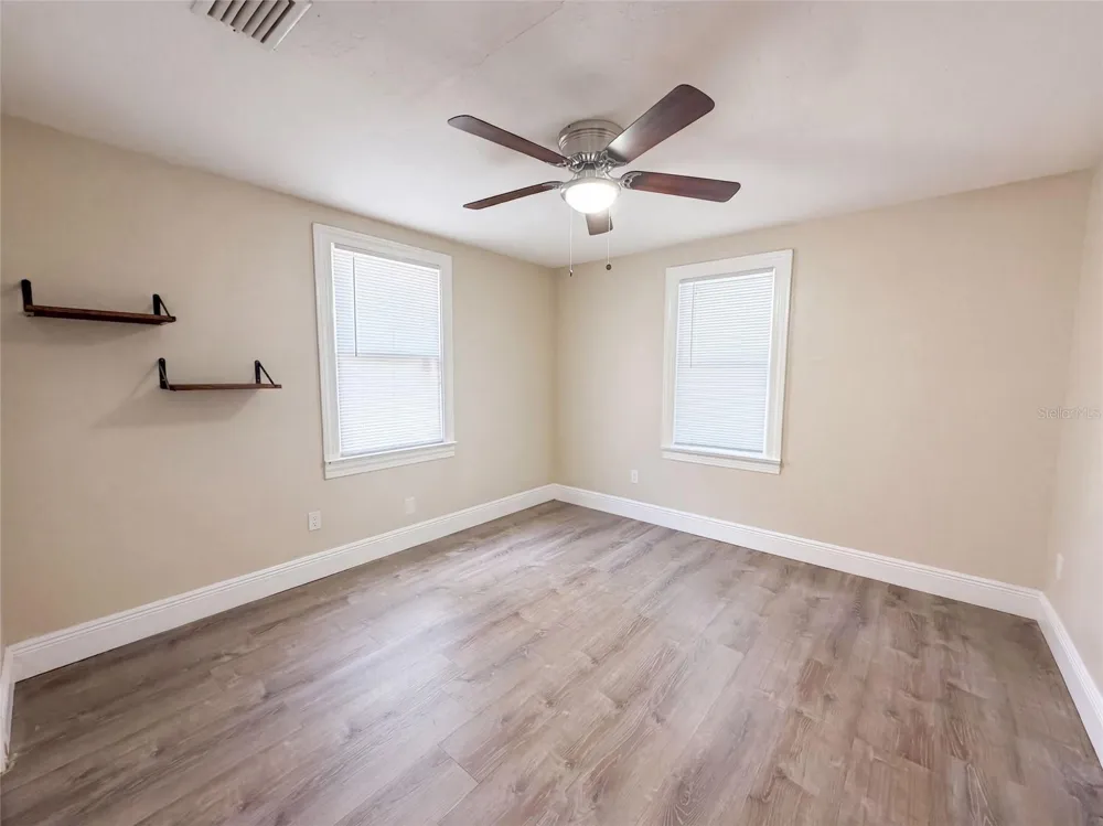 8103 18TH STREET Tampa, FL 33604