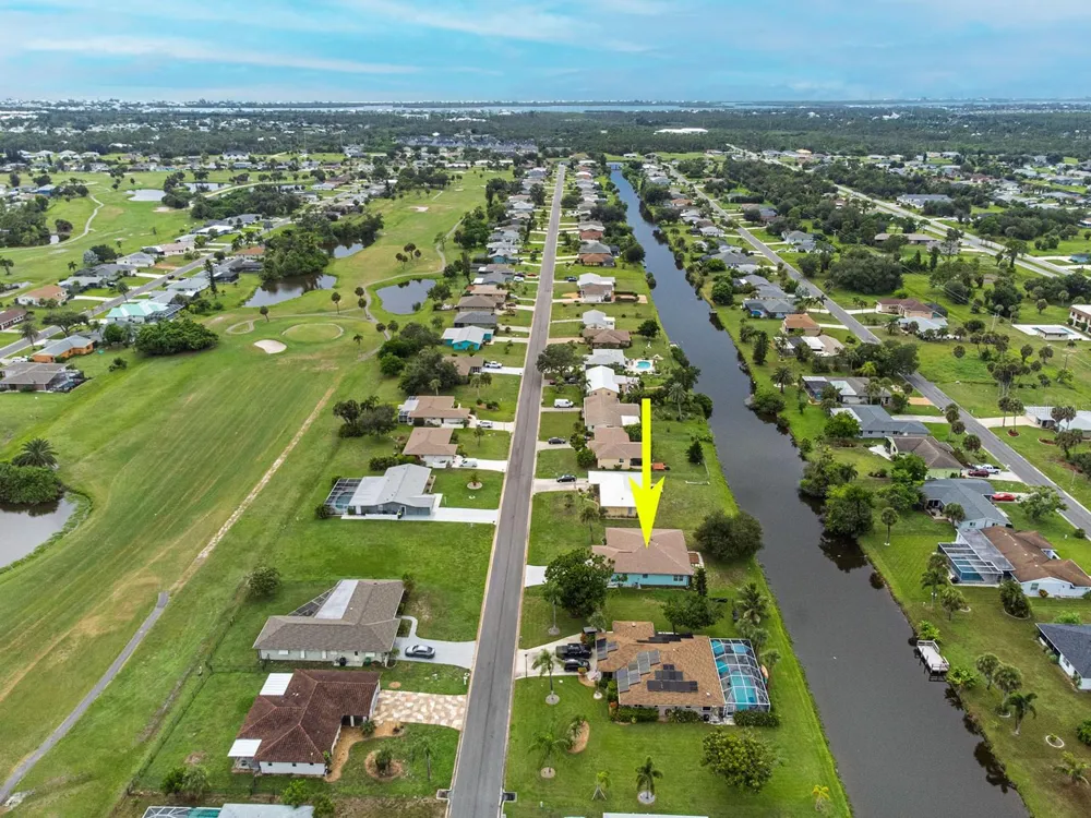 199 CADDY ROAD Rotonda West, FL 33947