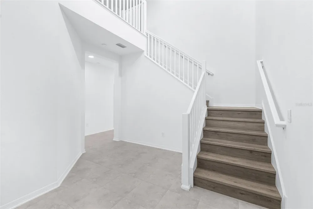 5246 CURRANT STREET Lakeland, FL 33811