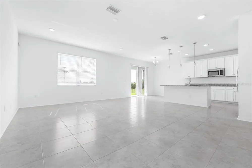 5246 CURRANT STREET Lakeland, FL 33811