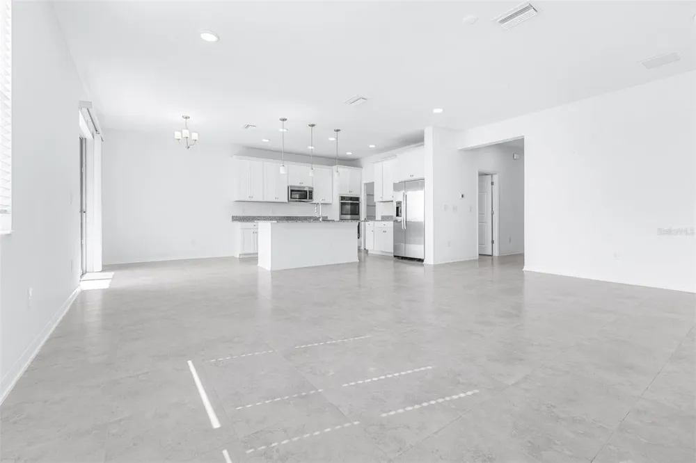 5246 CURRANT STREET Lakeland, FL 33811