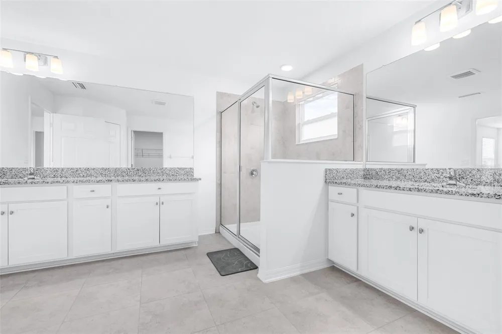 5246 CURRANT STREET Lakeland, FL 33811