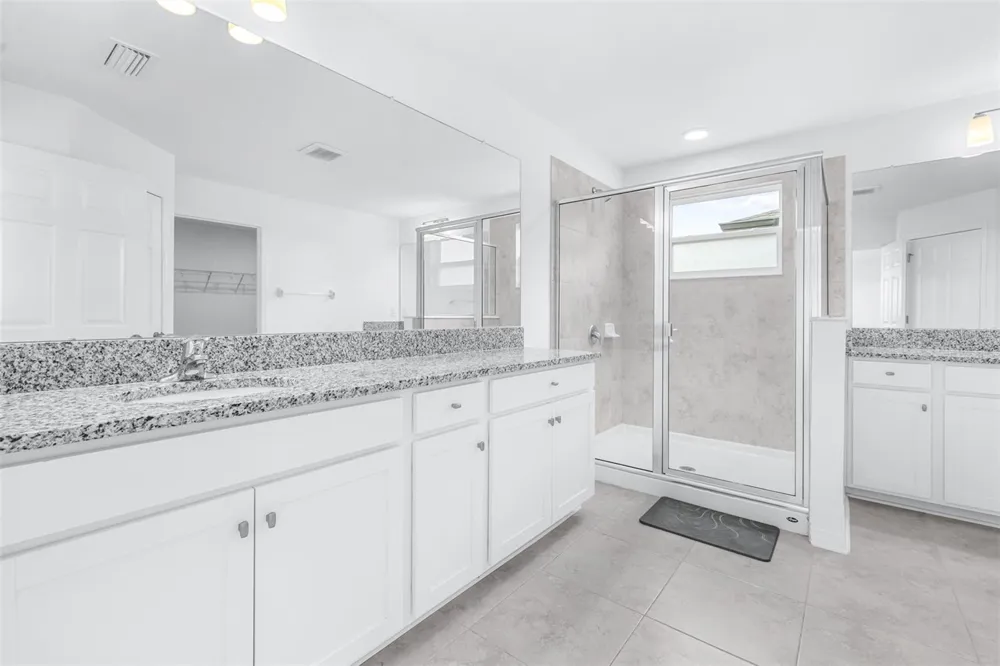 5246 CURRANT STREET Lakeland, FL 33811